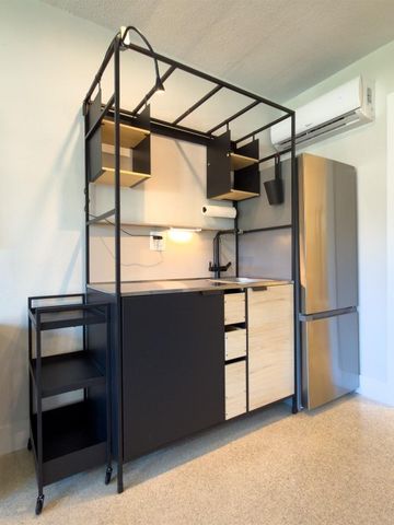 47 NE 16th Place 3, Fort Lauderdale, FL 33305