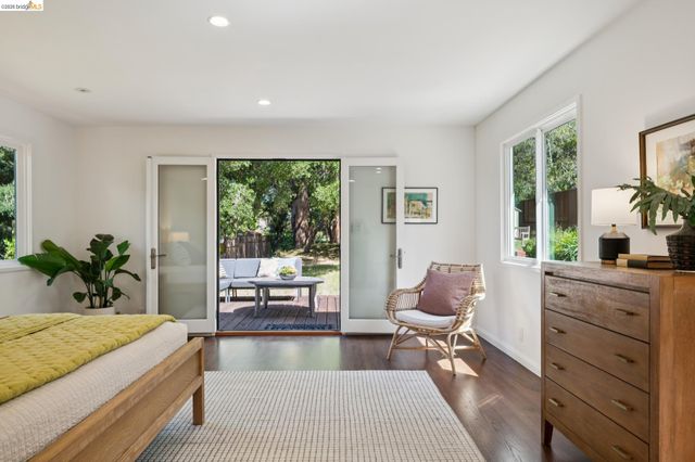 73 Kingston Rd, Kensington, CA 94707