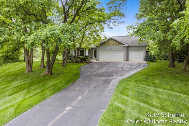 4611 Windcliff Drive NE, Rockford, MI 49341