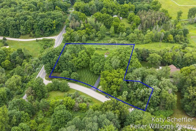 4611 Windcliff Drive NE, Rockford, MI 49341