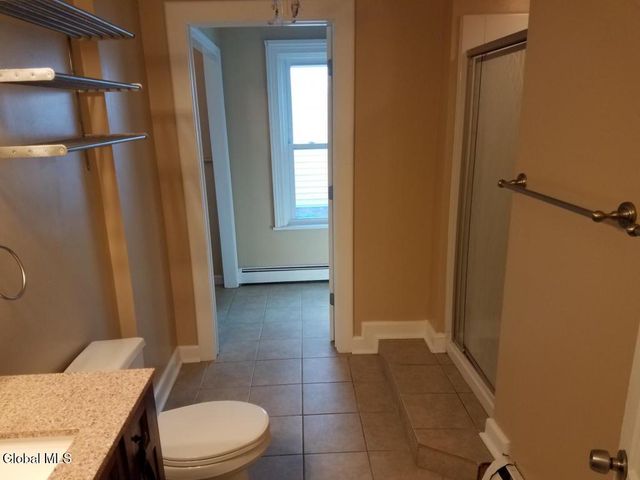 8 Saratoga Avenue, Waterford, NY 12188