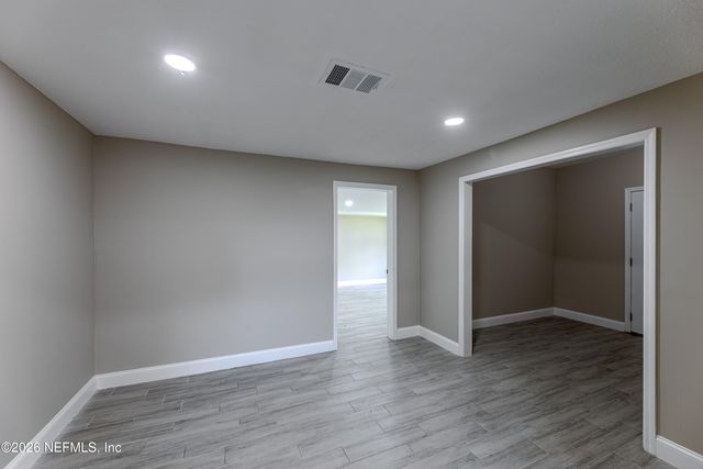 10342 BRIARCLIFF Road E, Jacksonville, FL 32218