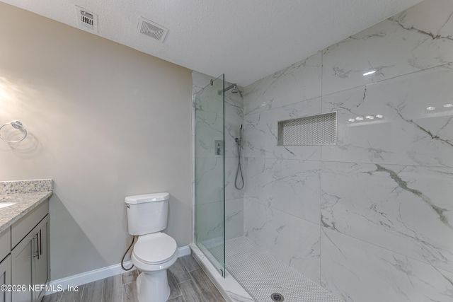 10342 BRIARCLIFF Road E, Jacksonville, FL 32218