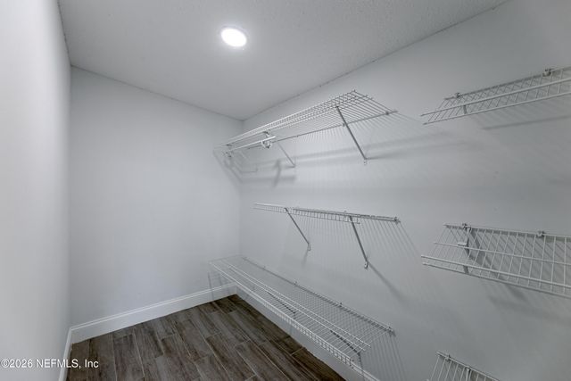 10342 BRIARCLIFF Road E, Jacksonville, FL 32218