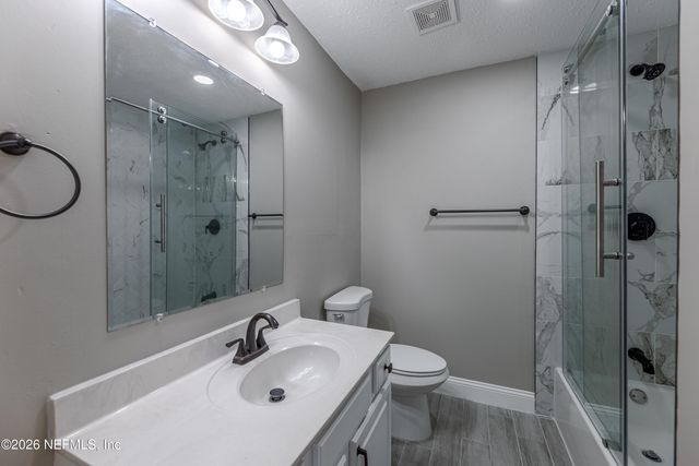10342 BRIARCLIFF Road E, Jacksonville, FL 32218