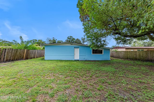10342 BRIARCLIFF Road E, Jacksonville, FL 32218