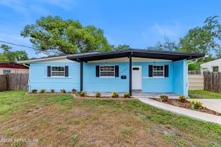 10342 BRIARCLIFF Road E, Jacksonville, FL 32218