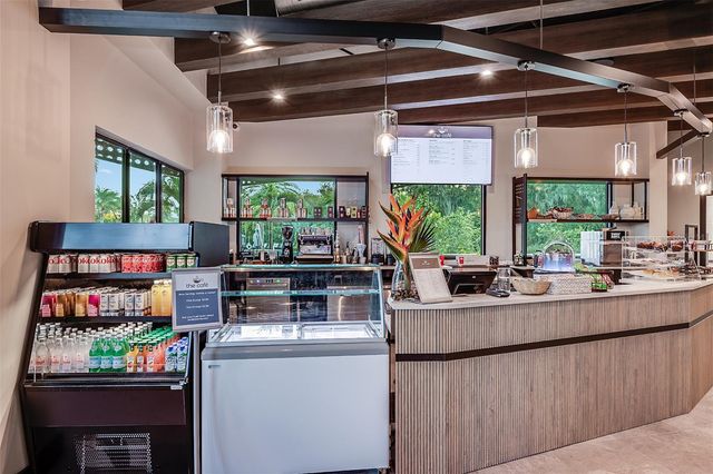 7825 CENTAURUS WAY, Sarasota, FL 34241