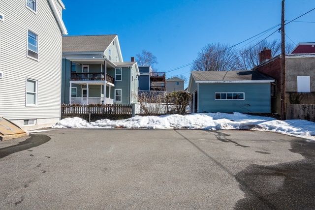 28 Arthur St 3, Beverly, MA 01915