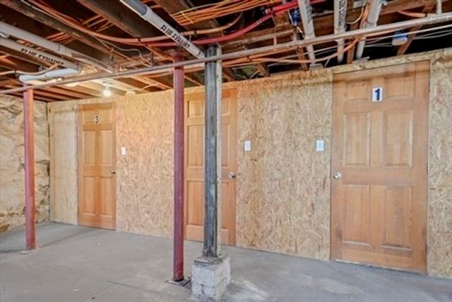 28 Arthur St 3, Beverly, MA 01915