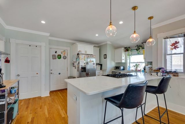 28 Arthur St 3, Beverly, MA 01915