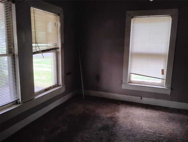 624 W Morton Street, Denison, TX 75020