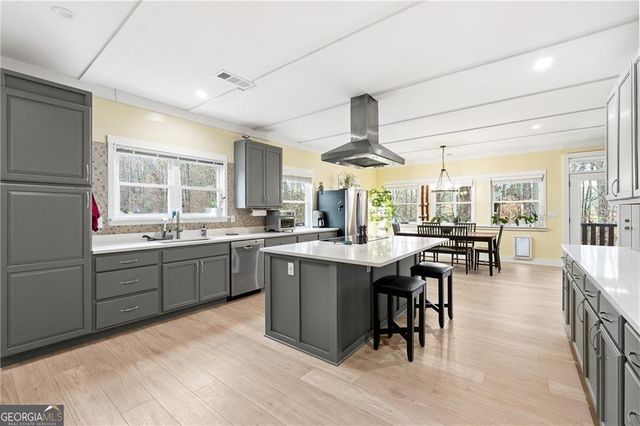 200 Mcclure Drive, Cumming, GA 30028