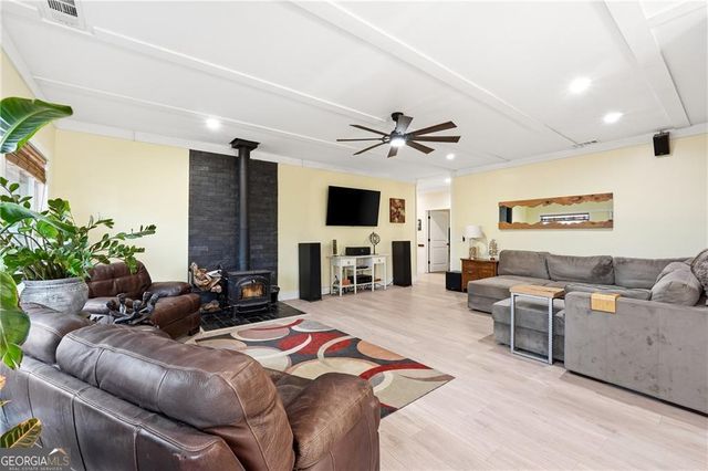 200 Mcclure Drive, Cumming, GA 30028