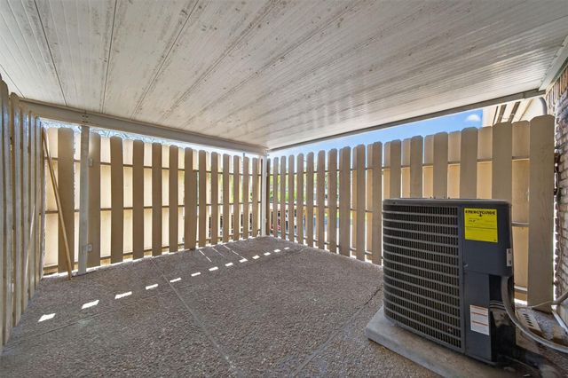 7205 Beechnut Street D, Houston, TX 77074