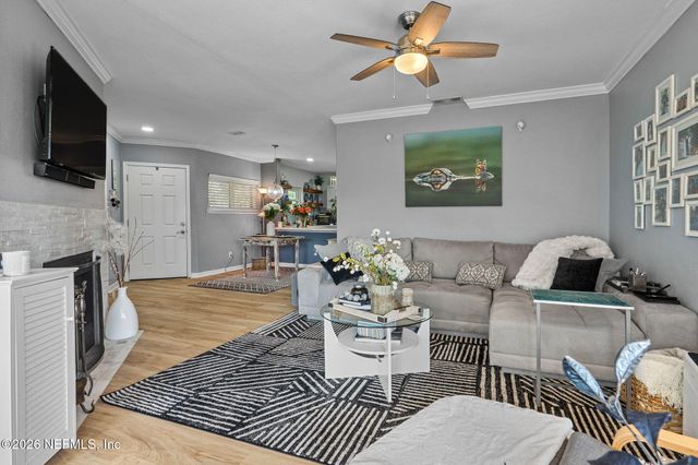 1800 THE GREENS Way 1108, Jacksonville Beach, FL 32250