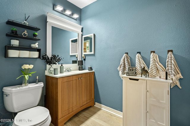 1800 THE GREENS Way 1108, Jacksonville Beach, FL 32250