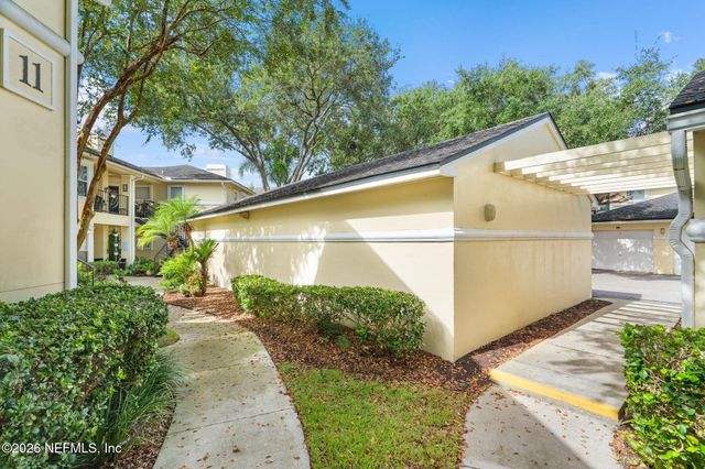 1800 THE GREENS Way 1108, Jacksonville Beach, FL 32250