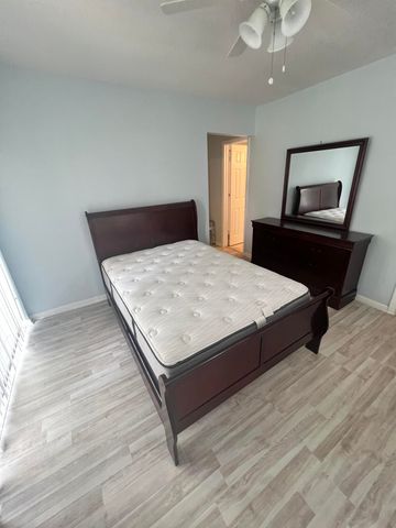 173 Waltham H 173, West Palm Beach, FL 33417