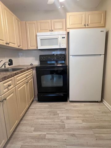 173 Waltham H 173, West Palm Beach, FL 33417
