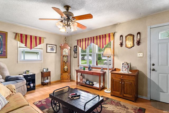 2532 N Main Street, Evansville, IN 47711