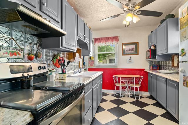 2532 N Main Street, Evansville, IN 47711