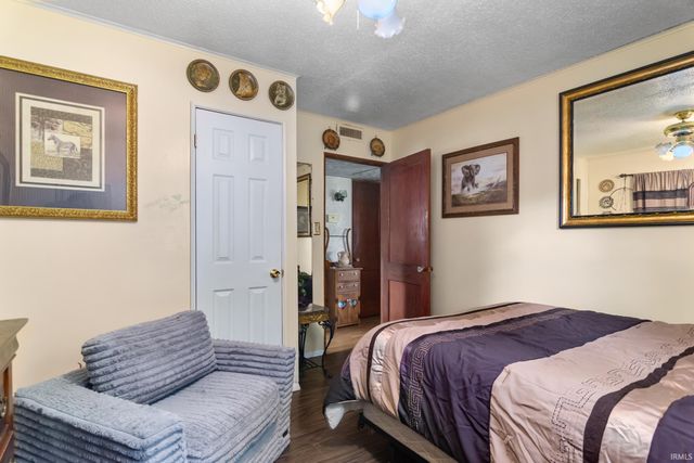 2532 N Main Street, Evansville, IN 47711