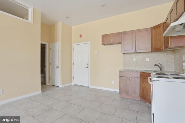 4700 STENTON AVE, Philadelphia, PA 19144