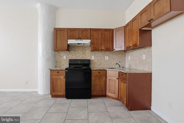 4700 STENTON AVE, Philadelphia, PA 19144