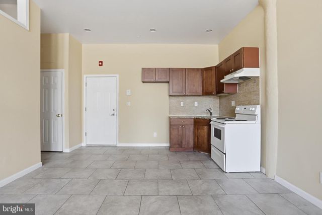 4700 STENTON AVE, Philadelphia, PA 19144