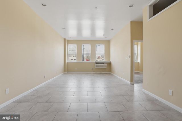 4700 STENTON AVE, Philadelphia, PA 19144