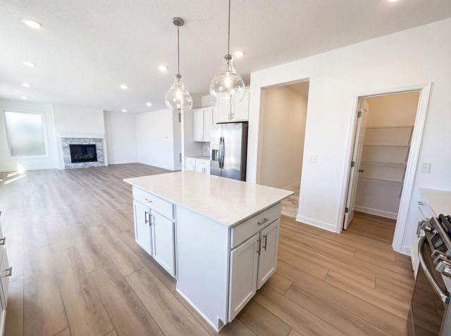 2471 Tyrone Drive S, Shakopee, MN 55379