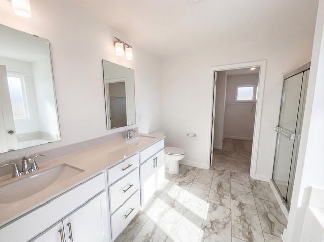 2471 Tyrone Drive S, Shakopee, MN 55379