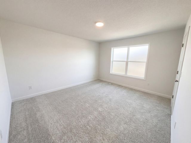 2471 Tyrone Drive S, Shakopee, MN 55379