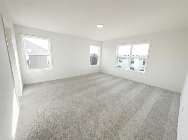 2471 Tyrone Drive S, Shakopee, MN 55379