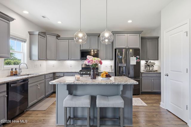 1732 Fordham Drive, Fayetteville, NC 28304