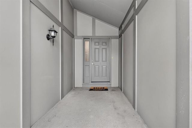 15212 W 152nd Circle, Olathe, KS 66062
