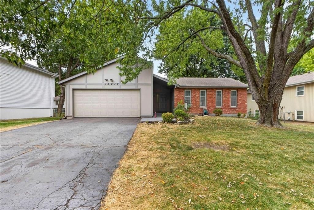 15212 W 152nd Circle, Olathe, KS 66062