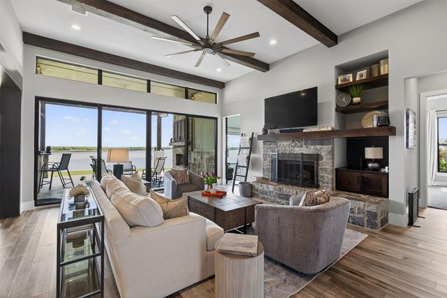 147 Blue Heron Dr, Kemp, TX 75143