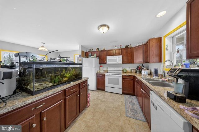 32998 FOREST KNOLL DR, Laurel, DE 19956