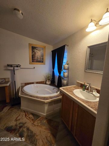 9797 E NEVADA Drive, Hereford, AZ 85615