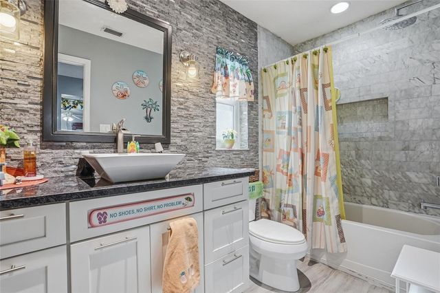 605 OAKMOSS DRIVE, Brandon, FL 33511