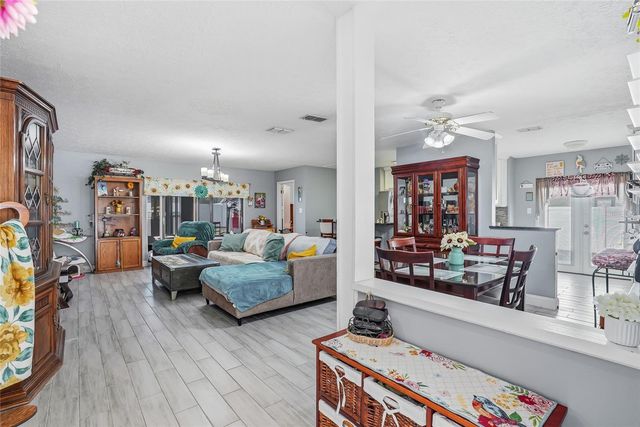 605 OAKMOSS DRIVE, Brandon, FL 33511