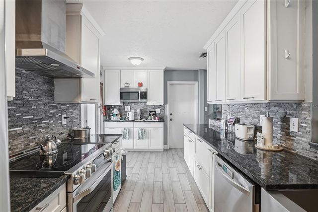 605 OAKMOSS DRIVE, Brandon, FL 33511