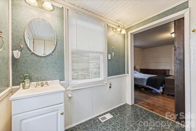 18613 Newsome Road, Oakboro, NC 28129