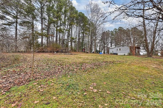 18613 Newsome Road, Oakboro, NC 28129