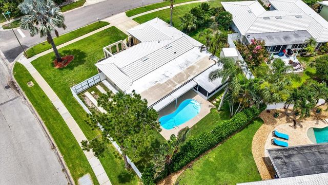 14560 PASSAGE WAY, Seminole, FL 33776