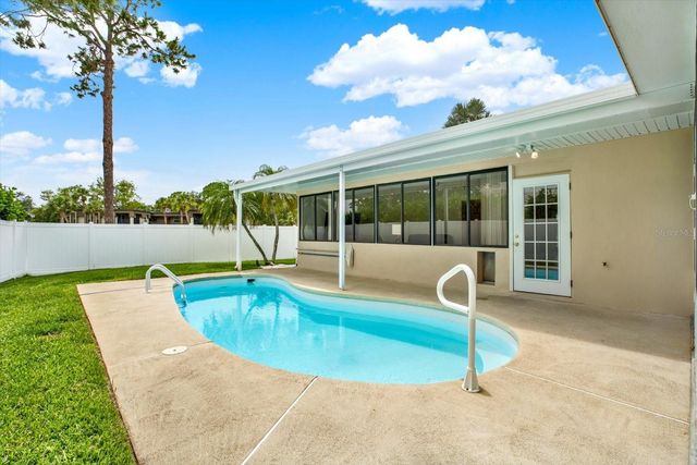 14560 PASSAGE WAY, Seminole, FL 33776