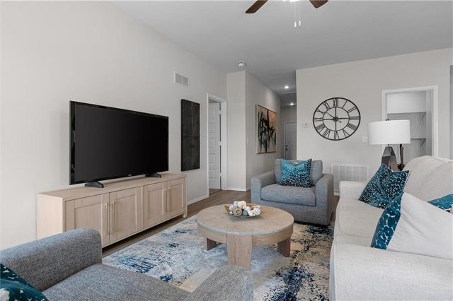 20241 W 194th Terrace, Spring Hill, KS 66083