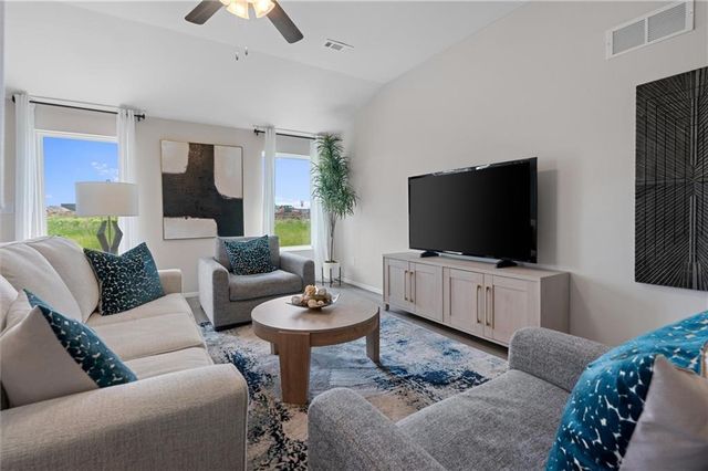 20241 W 194th Terrace, Spring Hill, KS 66083